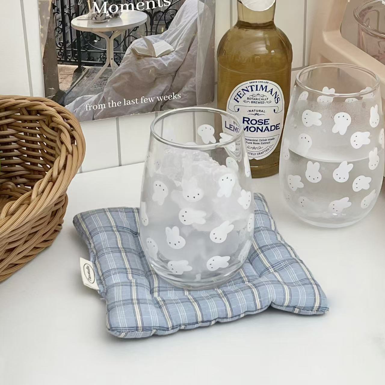 Lindo vaso de vidrio con estam - Coffee Tea & Company reseña y precio